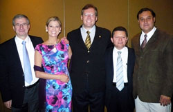 Esq para Direita: Marcelo Bendhack (Presidente UROLA), Maura Seleme (Presidente ABAFI), Gerardo Lòpez Secchi (Presidente Sociedade Uruguaia de Urologia), Anel R. Aragon Tovar (Presidente Sociedade Mexicana de Urologia), Hugo Manzanilla Garcia (Presidente Sociedade Mexicana de Uro-Oncologia), Sergio Metrebian (Rep. Int. Federação Argentina de Urologia).